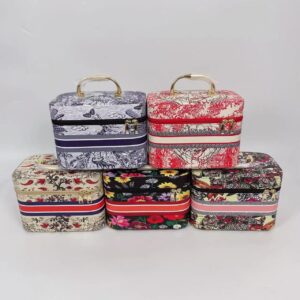 501# Makeup Box 3 sets