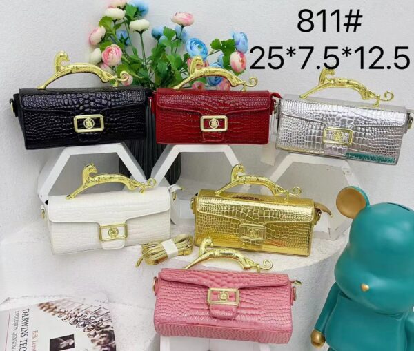 811# Handbags