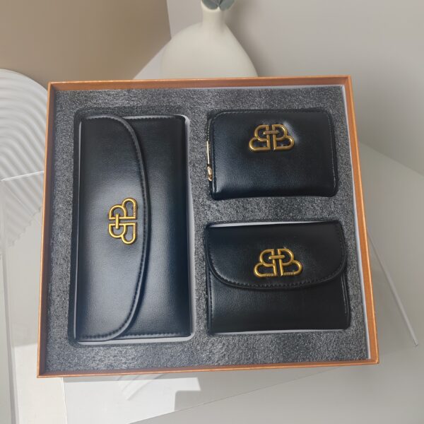 Purses 3 sets - Image 4