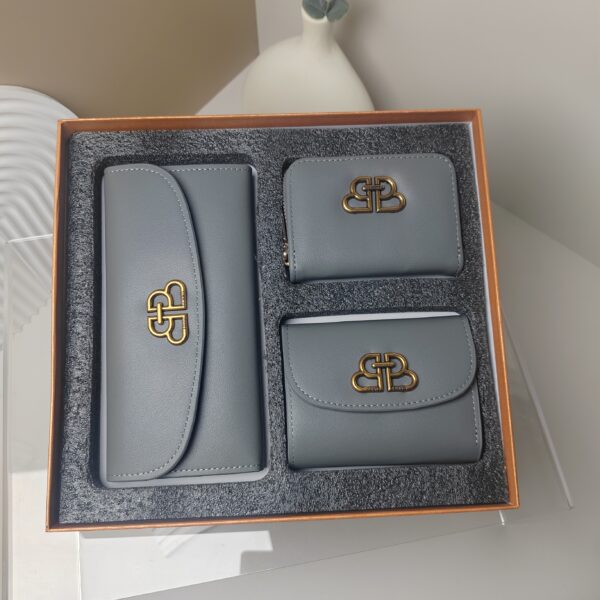 Purses 3 sets - Image 3