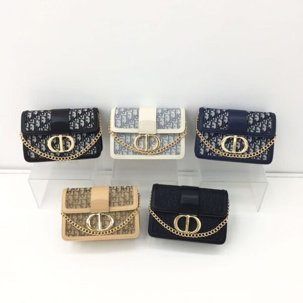 Women's shoulder bags